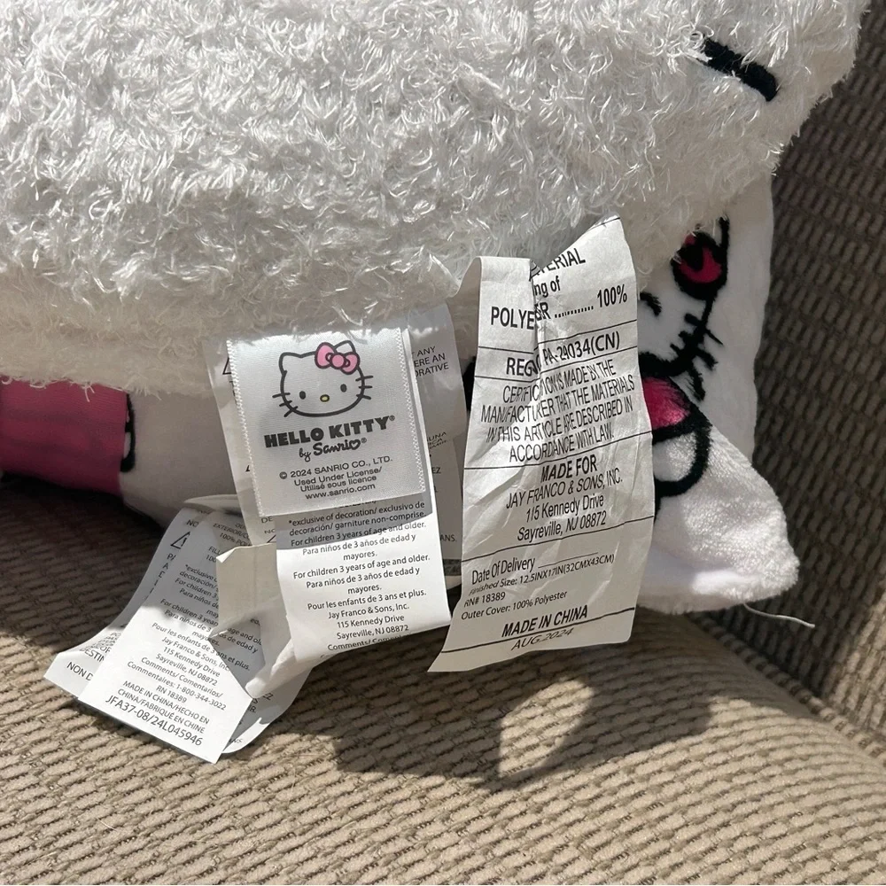 Hello Kitty Pink Daisies And Bows Decorative Pillow Set Made By Sanrio